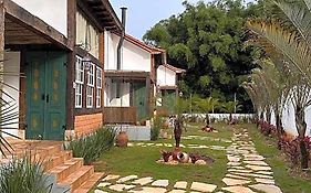 Chafariz Por Um Triz Pousada de Charme